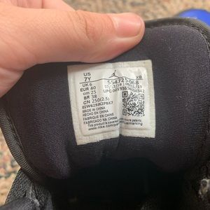 Air Jordan 1 Mid Royal Blue